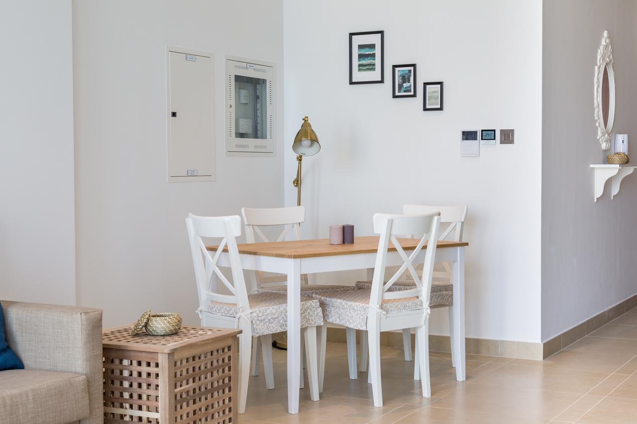 Higuests Vacation Homes - Marina Gate Дубай Екстериор снимка