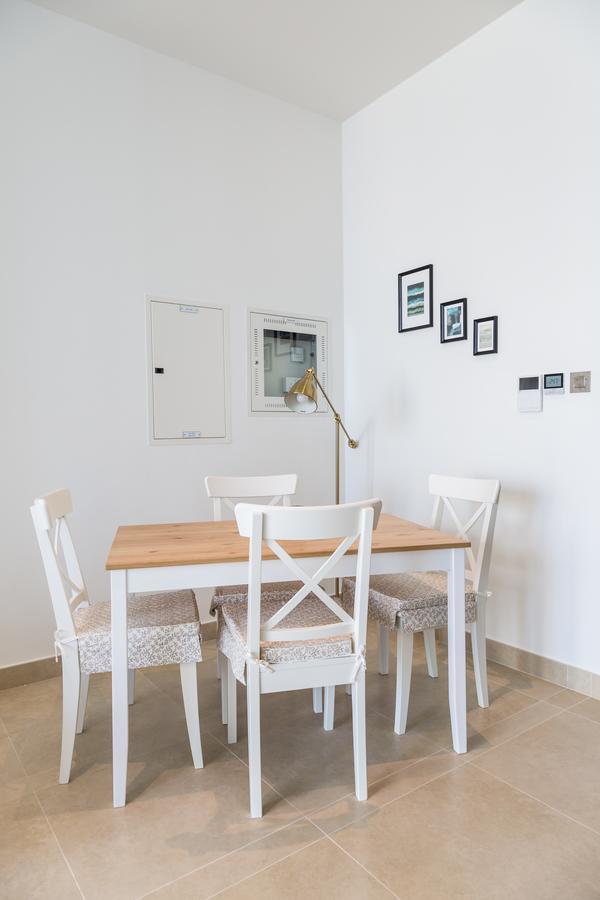 Higuests Vacation Homes - Marina Gate Дубай Екстериор снимка